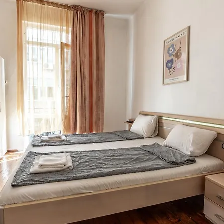 Salts Market 3br Retreat * Sofya
