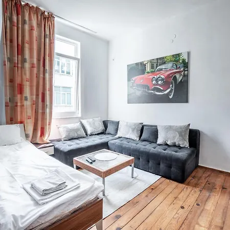 Salts Market 3br Retreat * Sofya