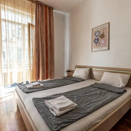 Salts Market 3br Retreat By Bulgarianhomes Apartmán *